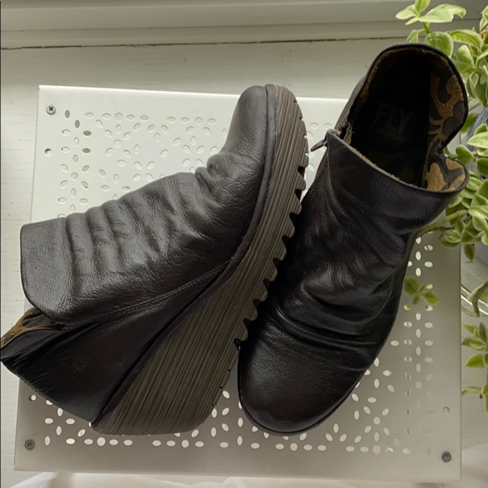 Fly London Yip Wedge Mousse ankle boot
